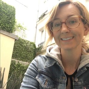 Meet your Posher, Stephanie